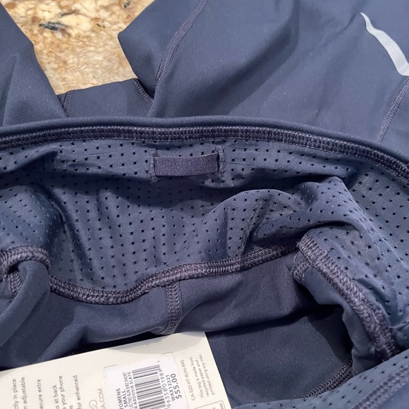 NWT Calia by Carrie Underwood Reflective Bike Shorts - Picture 12 of 14